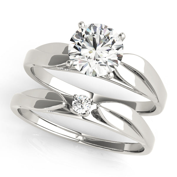 Edinburgh Solitaire Engagement Ring in Round White Gold