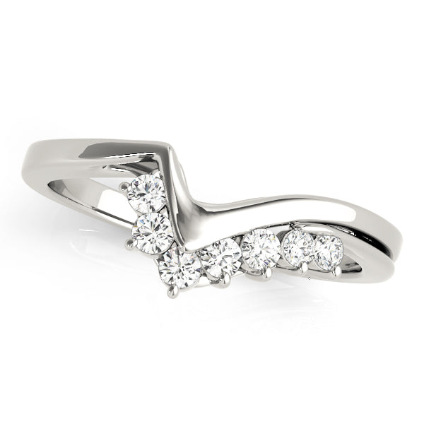 Leeds Wedding Band Curved Band in Platinum
