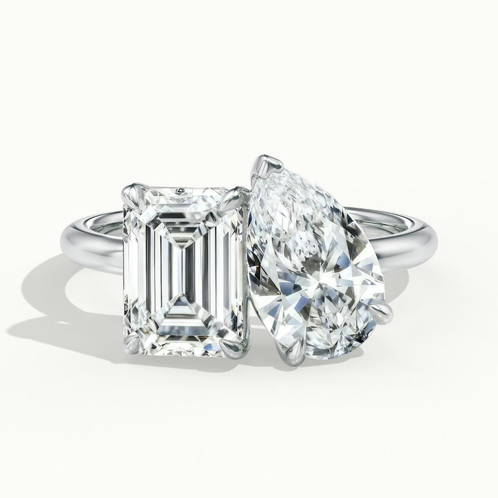 Orla Toi-et-Moi Engagement Ring in Pear 9K White Gold