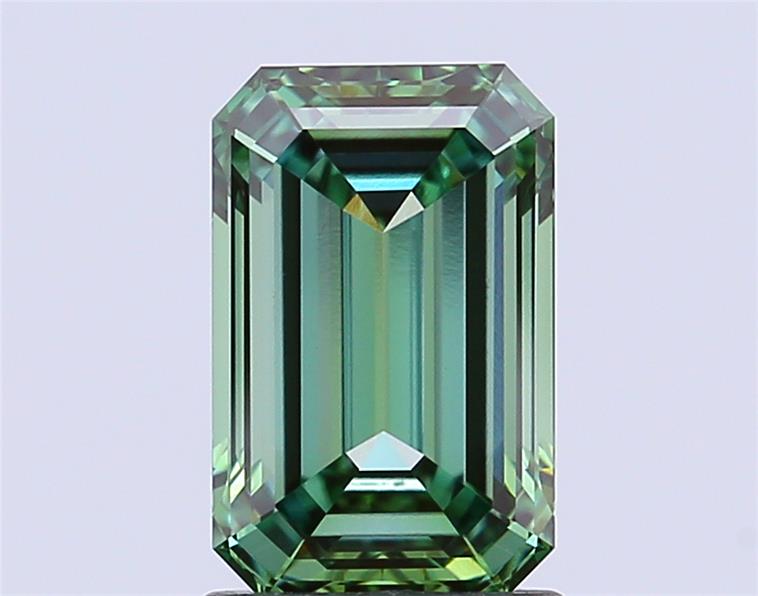 1.71CT Emerald Cut Coloured Lab Grown Diamond GREEN | VVS2 | IGI Certified